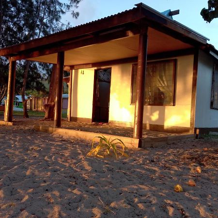 Yasawa Homestays Naisisili Exterior photo