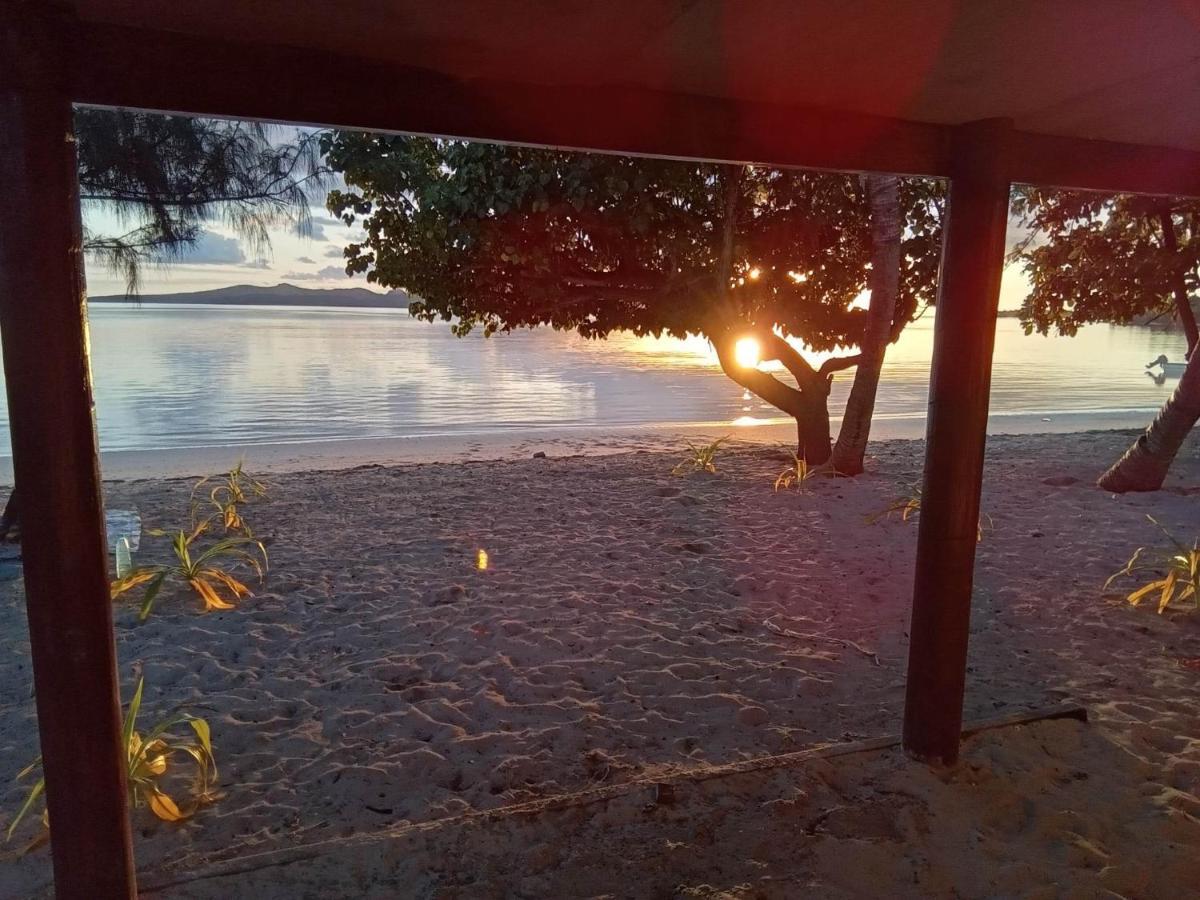 Yasawa Homestays Naisisili Exterior photo