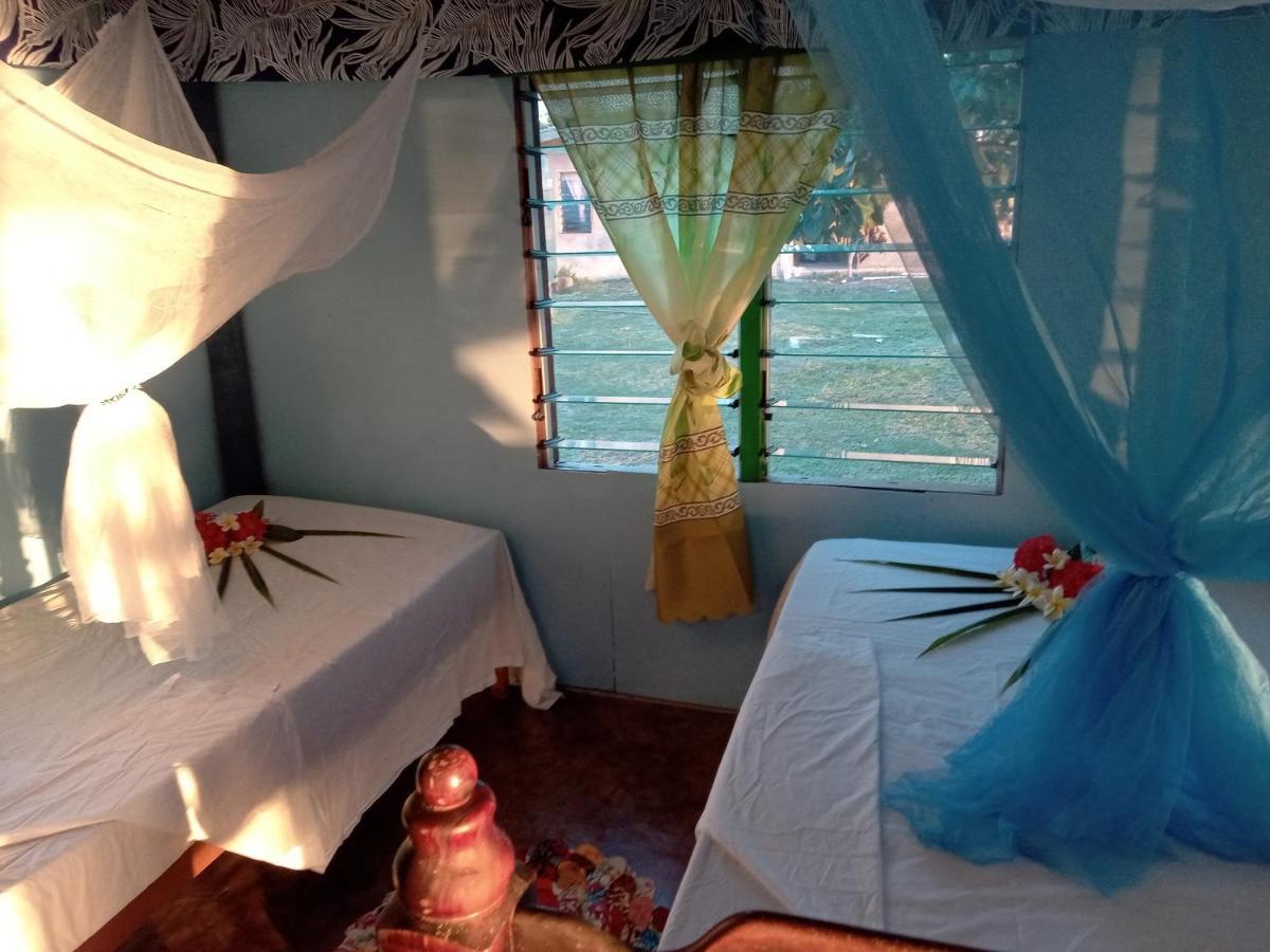Yasawa Homestays Naisisili Exterior photo